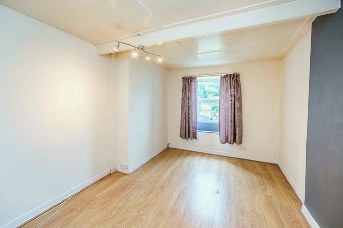 1 Bedroom End Of Terrace House For Sale In Greenhill Bank Road, New Mill, Holmfirth, West Yorkshire, HD9