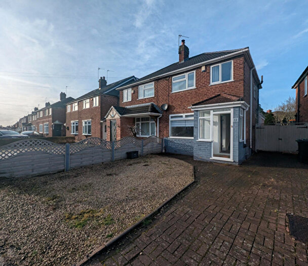 3 Bedroom Semi Detached House For Sale In Middleton Road, Solihull, B90