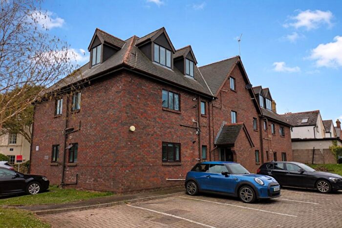 3 Bedroom Flat For Sale In Heol Y Pavin, Cardiff, CF5
