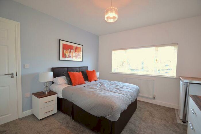 House Of Multiple Occupation To Rent In Studfall Avenue, Corby, NN17