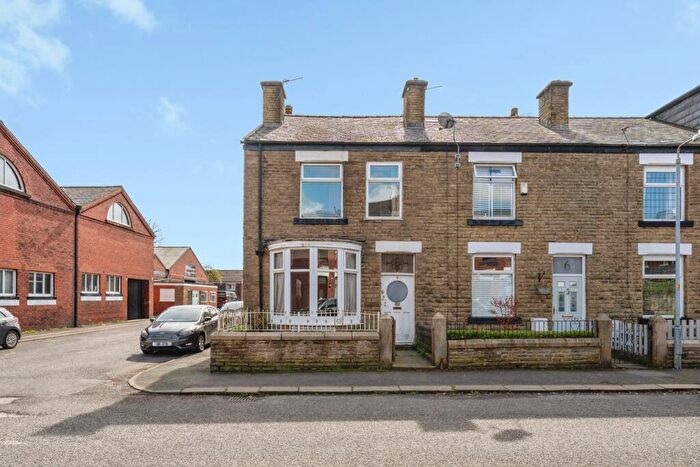 3 Bedroom End Of Terrace House For Sale In Rigby Lane, Bolton, Greater Manchester, BL2