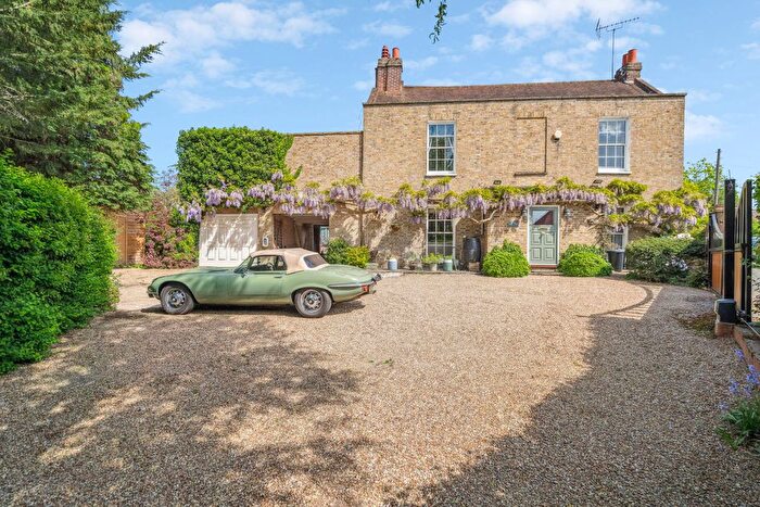 5 Bedroom Detached House For Sale In Gatehill Road, Northwood, HA6