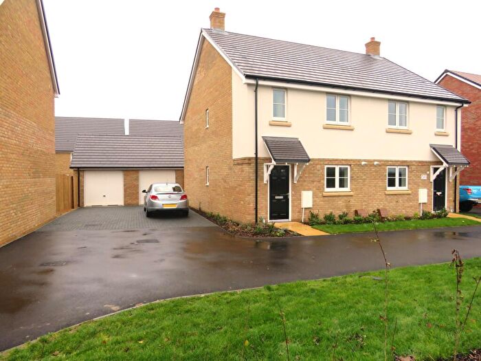 3 Bedroom Semi-Detached House To Rent In Mace Road, Mildenhall, Bury St. Edmunds, IP28