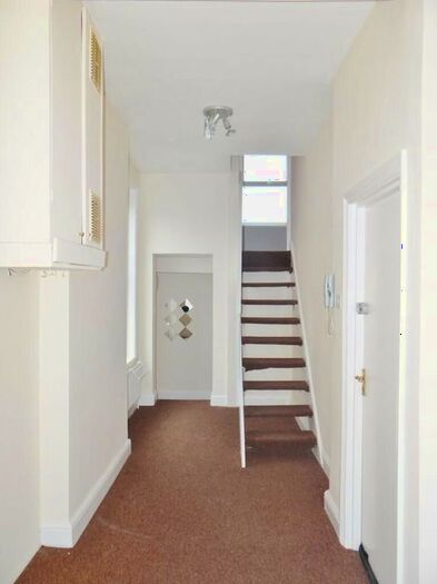 1 Bedroom Flat To Rent In High Road, London, N12