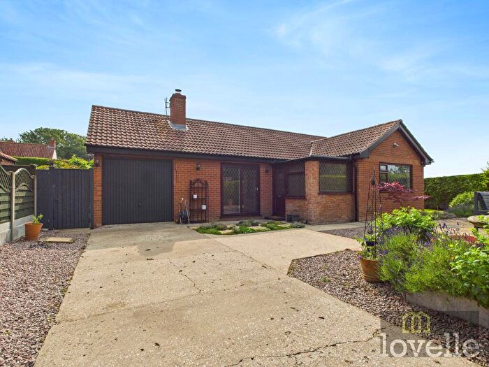 2 Bedroom Detached Bungalow For Sale In Church Lane, Huttoft, LN13