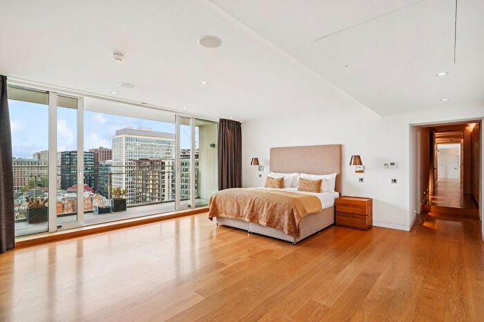 5 Bedroom Flat To Rent In Palace Street, Westminster, SW1E