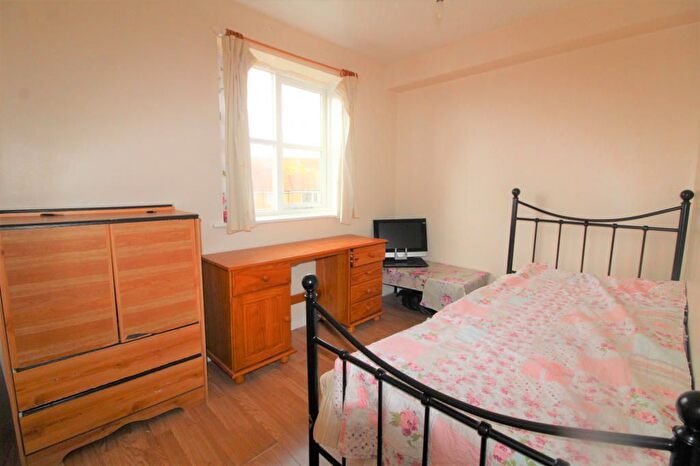 3 Bedroom Terraced House To Rent In Church Lane, Edmonton, N9