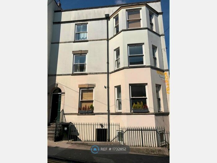 1 Bedroom Flat To Rent In Hillgrove Street, Bristol, BS2