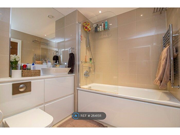 1 Bedroom Flat To Rent In John Donne Way, London, SE10