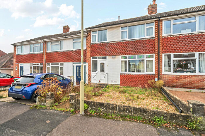 3 Bedroom Terraced House For Sale In Beech Road, Fareham, Hampshire, PO15