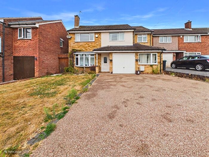 6 Bedroom Detached House For Sale In Streather Road, Sutton Coldfield, B75