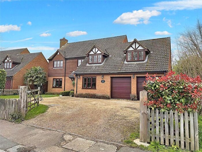 4 Bedroom Detached House For Sale In High Street, Eaton Bray, Central Bedfordshire, LU6