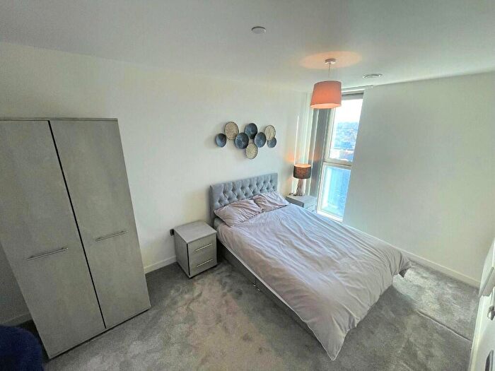 2 Bedroom Apartment To Rent In Store Street, Manchester, Greater Manchester, M1