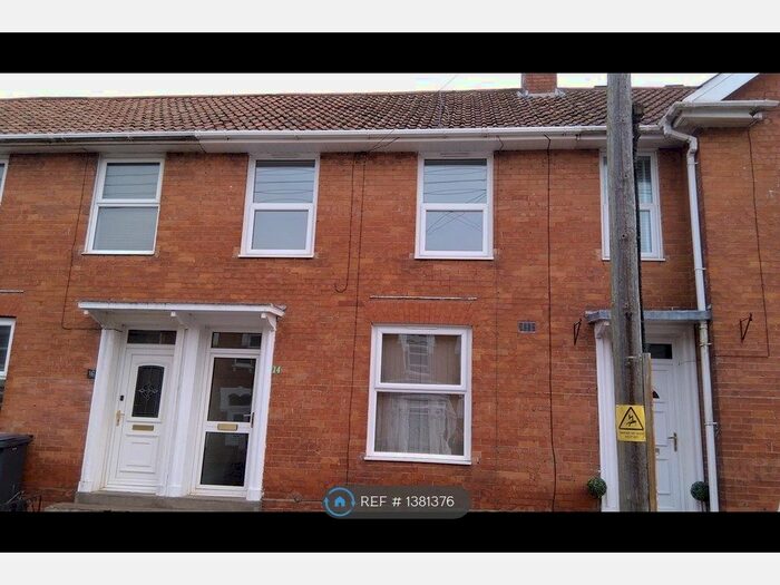 3 Bedroom Terraced House To Rent In Kidsbury Road, Bridgwater, TA6