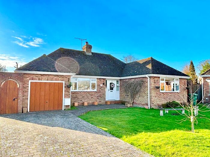3 Bedroom Detached Bungalow For Sale In The Martlets, Broad Oak, TN31