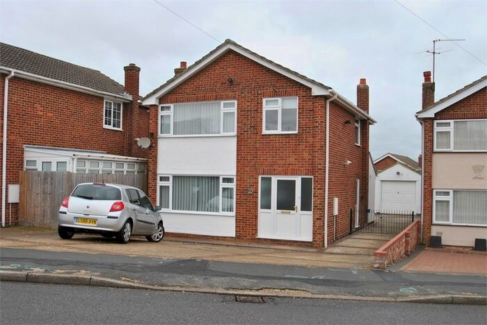 3 Bedroom Detached House To Rent In Marlborough Road, Braintree, Essex CM7