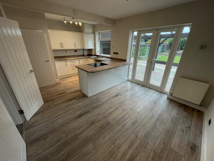 3 Bedroom End Of Terrace House To Rent In 607 Kingsbury Road, Birmingham, B24