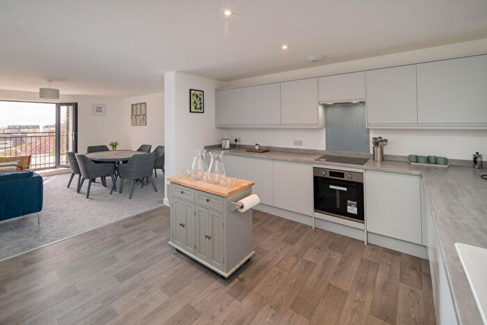 2 Bedroom Apartment To Rent In Carter Street, Sandown, PO36