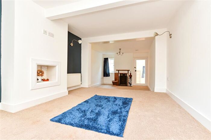 3 Bedroom Link Detached House For Sale In Mardens Hill, Crowborough, East Sussex, TN6