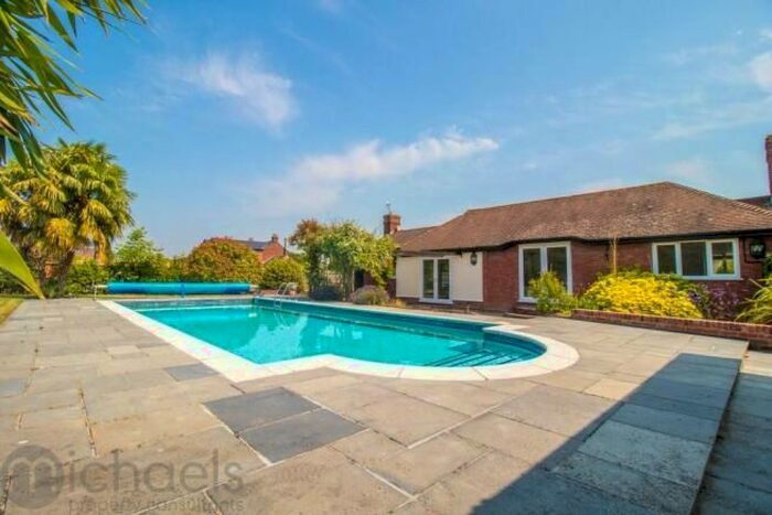 5 Bedroom Detached Bungalow To Rent In Great Tey Road, Little Tey, Colchester, CO6