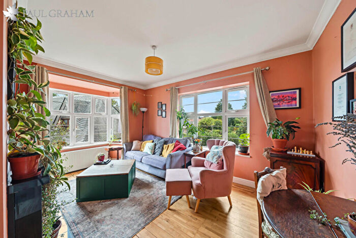 2 Bedroom Apartment For Sale In Bridges Lane, Beddington, CR0