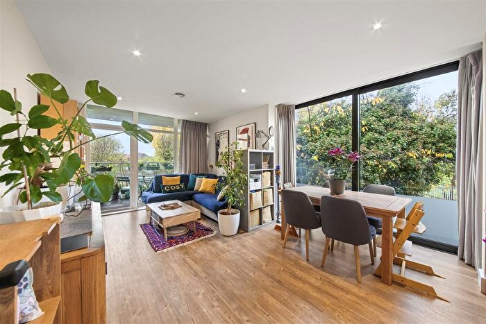 2 Bedroom Flat For Sale In Nurburg House, Frazer Nash Close, Isleworth, TW7