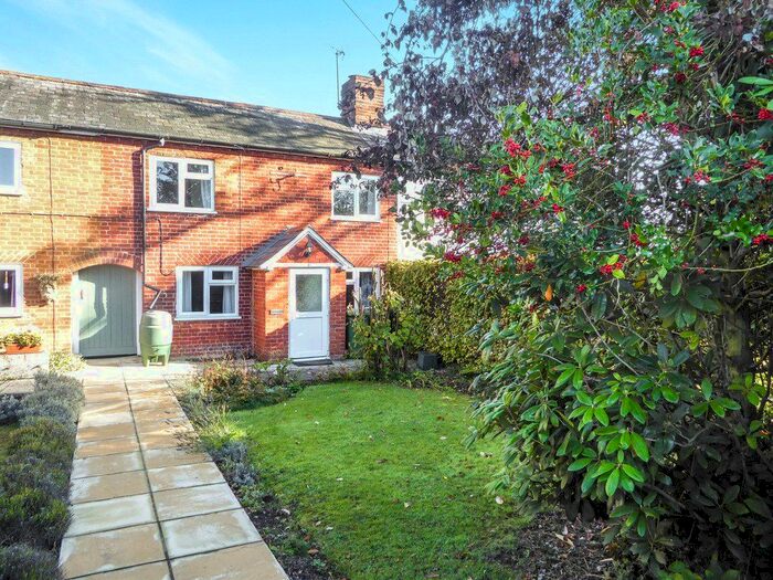 2 Bedroom Terraced House For Sale In Bramley Green, Tadley, Hampshire, RG26
