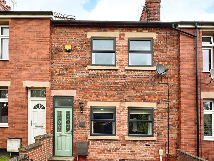3 Bedroom Terraced House For Sale In Park Row, Hessle, East Riding Of Yorkshire, HU13