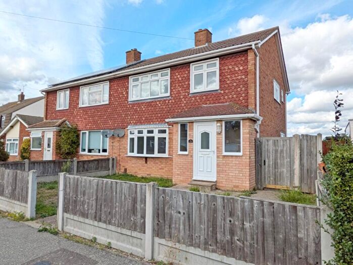 3 Bedroom Semi-Detached House For Sale In Kimberley Road, Benfleet, Essex, SS7