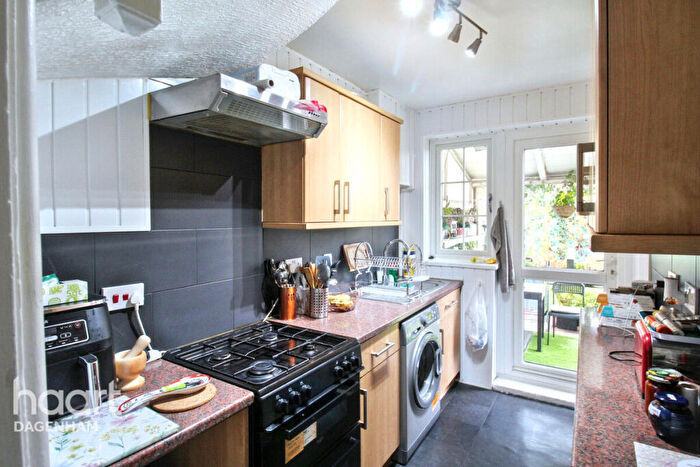 2 Bedroom Terraced House To Rent In Becontree Avenue, Dagenham, RM8