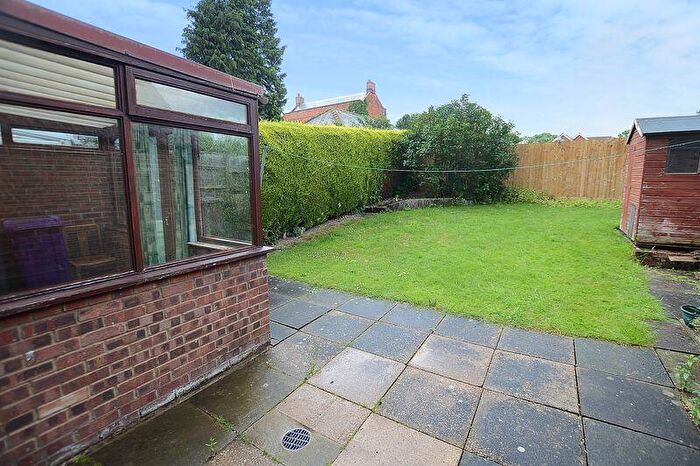2 Bedroom Semi-Detached House For Sale In Church Lane, Timberland, LN4