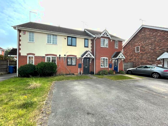 2 Bedroom Town House To Rent In Bridgeness Road, Littleover, DE23