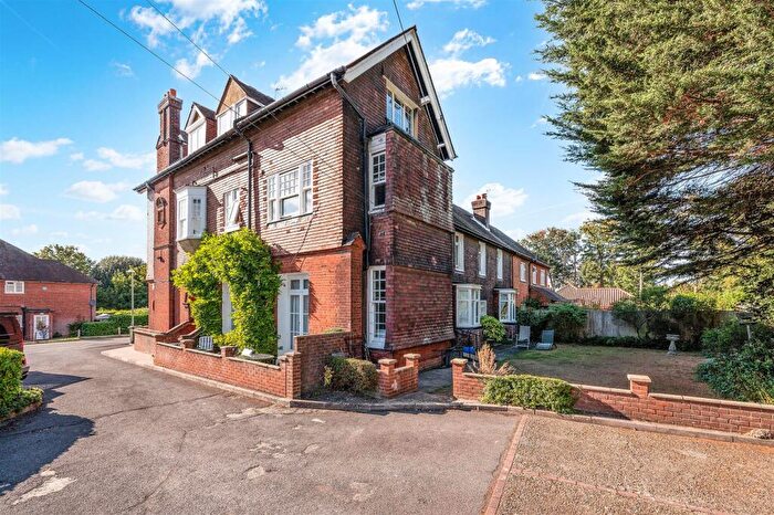 2 Bedroom Apartment For Sale In Peaches Close, Cheam Village, SM2