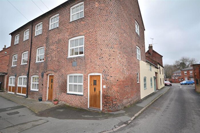 4 Bedroom Apartment To Rent In Georgian Crystal House, Silk Mill Lane, Tutbury, Derbyshire, DE13