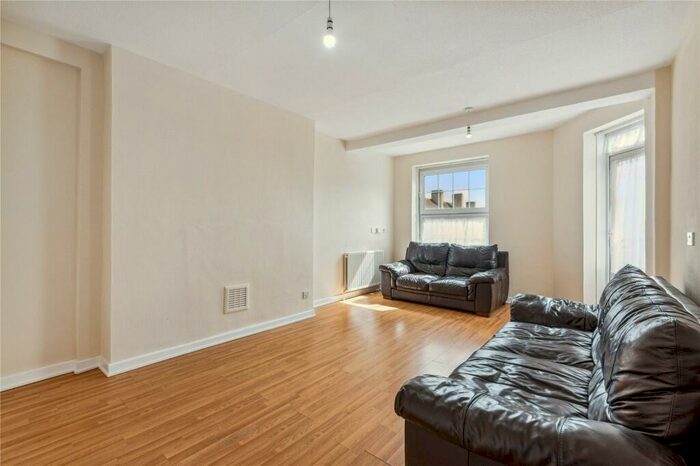 1 Bedroom Apartment To Rent In Tufnell Park Road, London, N7