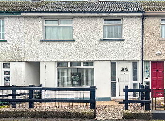 3 Bedroom Mid Terraced House For Sale In Innisfree Park, Newry, BT34