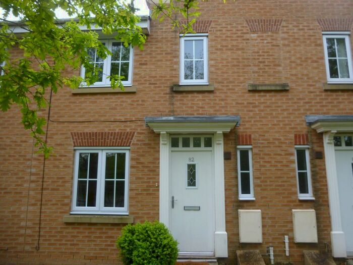 3 Bedroom Terraced House To Rent In The Avenue, Gainsborough, DN21
