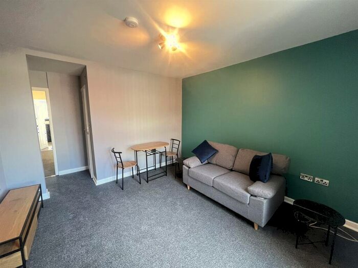 1 Bedroom Apartment To Rent In Buxton Road, Great Moor, Stockport, SK2
