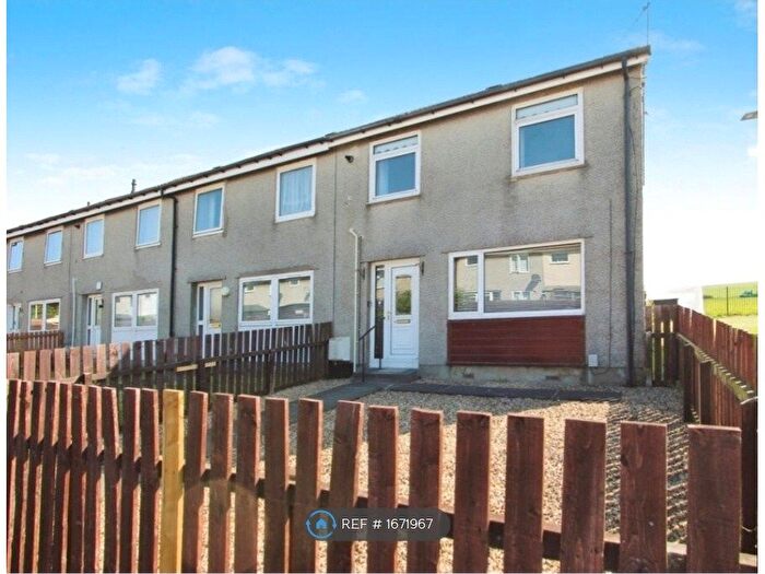 3 Bedroom End Terrace House To Rent In Montgomery Avenue, Paisley, PA3