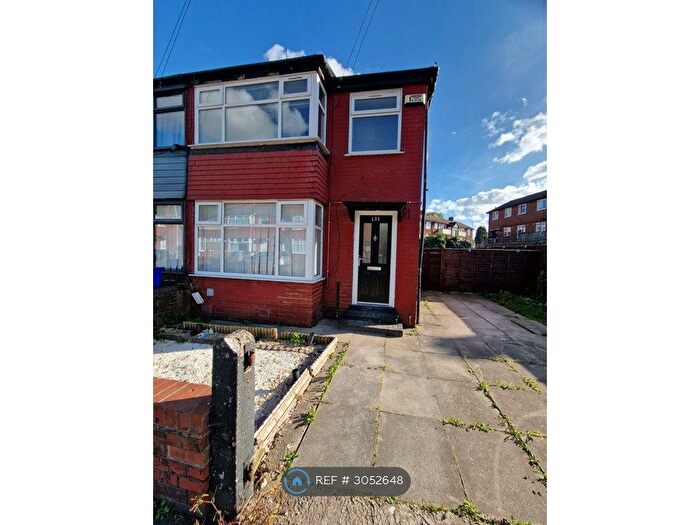2 Bedroom End Of Terrace House To Rent In Gloucester Road, Manchester, M43