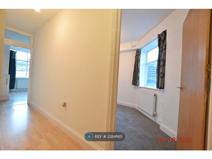1 Bedroom Flat To Rent In T L House, Luton, LU1
