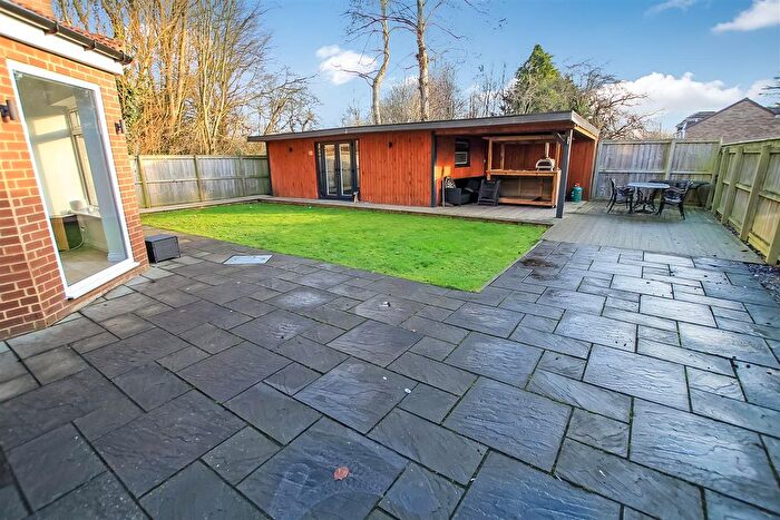 4 Bedroom Detached House For Sale In The Post Horn, Newton Aycliffe, DL5