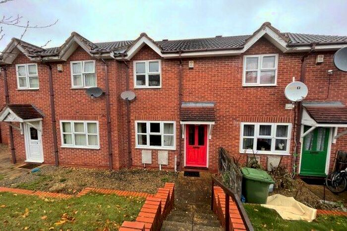 2 Bedroom Property To Rent In Humber Gardens, Halesowen, B63