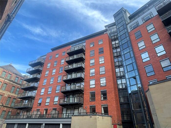 2 Bedroom Apartment To Rent In The Quays, Concordia Street, Leeds, LS1