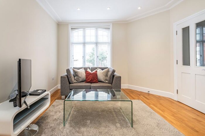 1 Bedroom Flat To Rent In King Street, London, W6