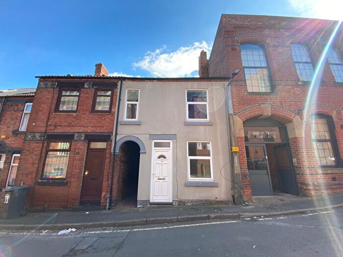 3 Bedroom House To Rent In Wood Street, Ilkeston, DE7