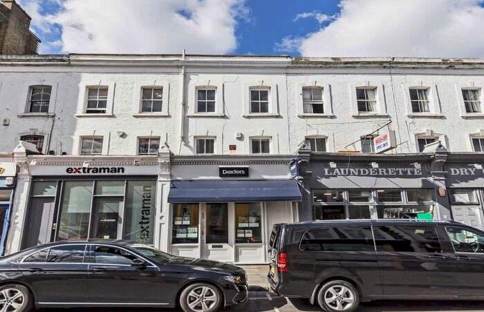 3 Bedroom Flat To Rent In Hogarth Place, London, SW5