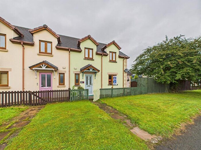 3 Bedroom Semi Detached House For Sale In Clos Albion, Llandeilo, SA19