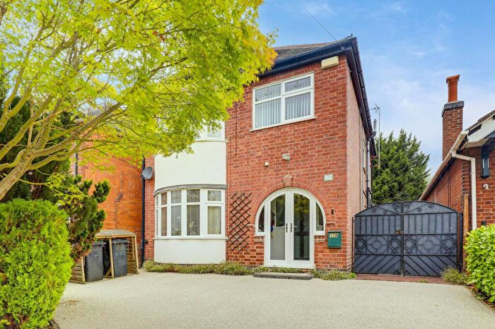 3 Bedroom Detached House For Sale In Hickings Lane, Stapleford, NG9