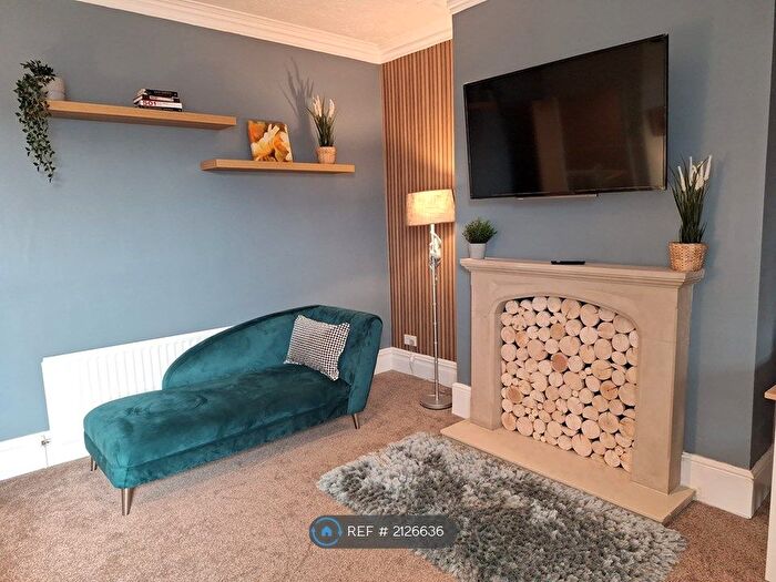 3 Bedroom Flat To Rent In Park Gate, Sunderland, SR6